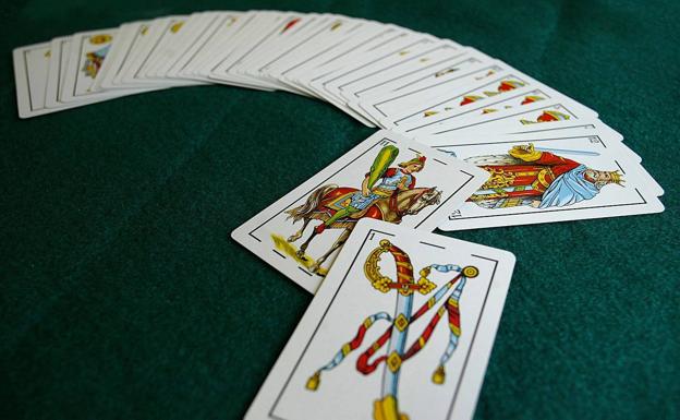 Juegos para jugar con cartas de uno online